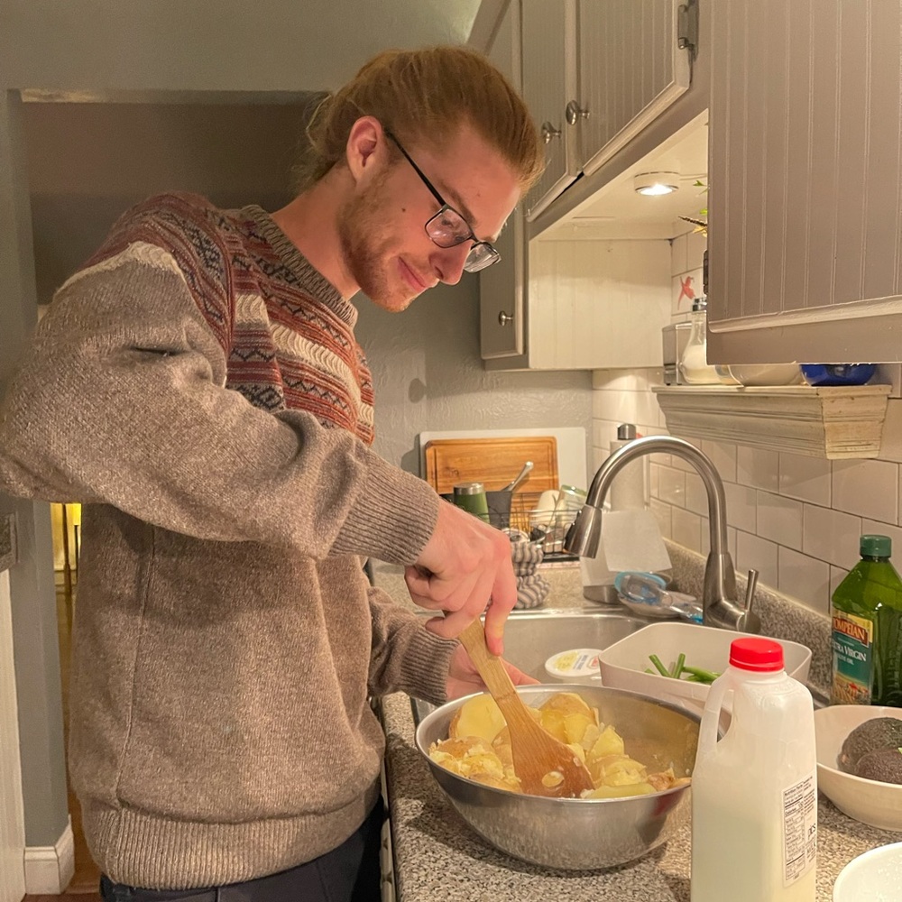 Meet your Posher, Alex